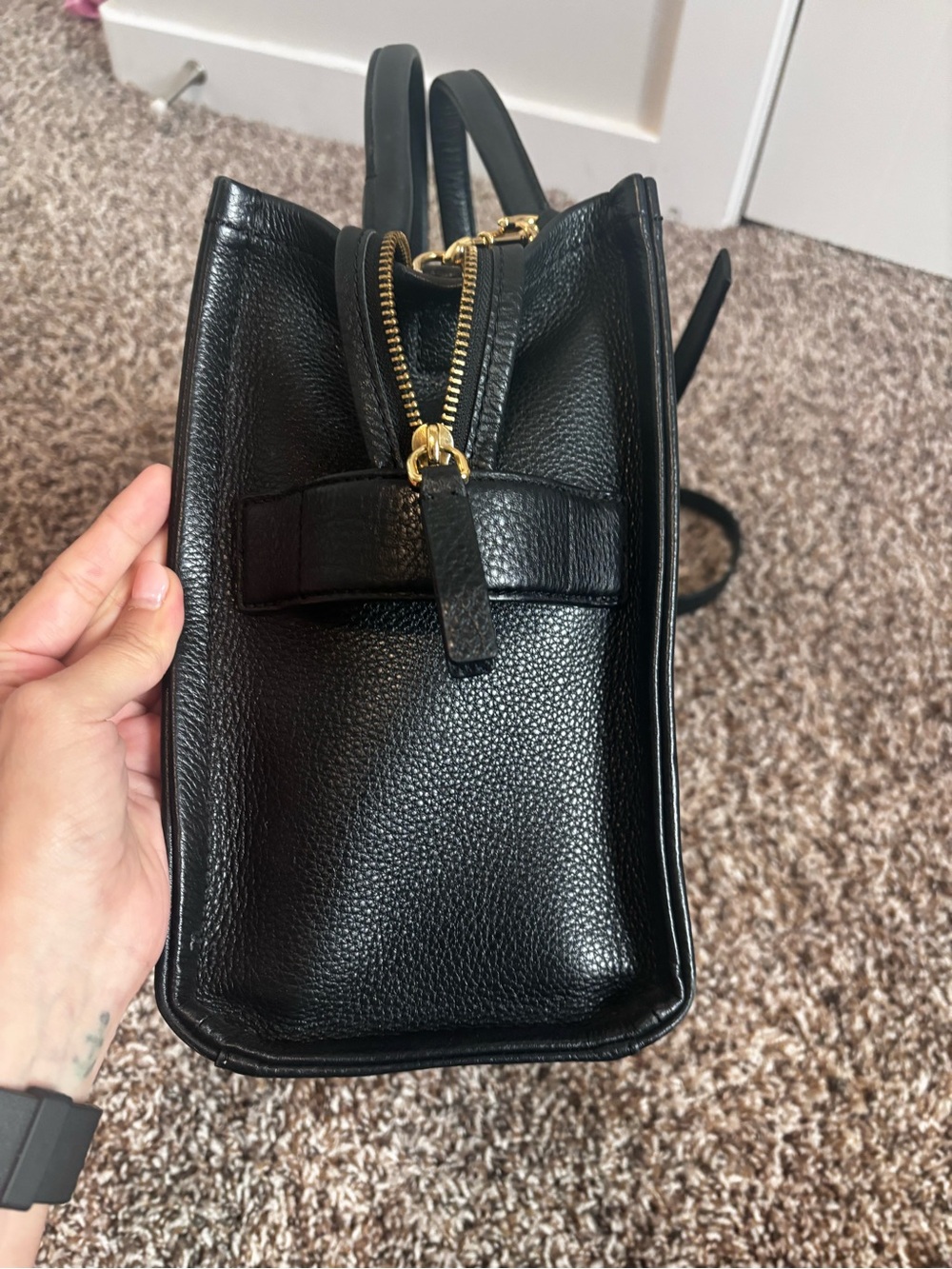 Marc Jacobs black leather tote bag in medium - Picture 9 of 10